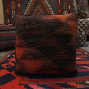 Housse de coussin en laine orientale faite à la main