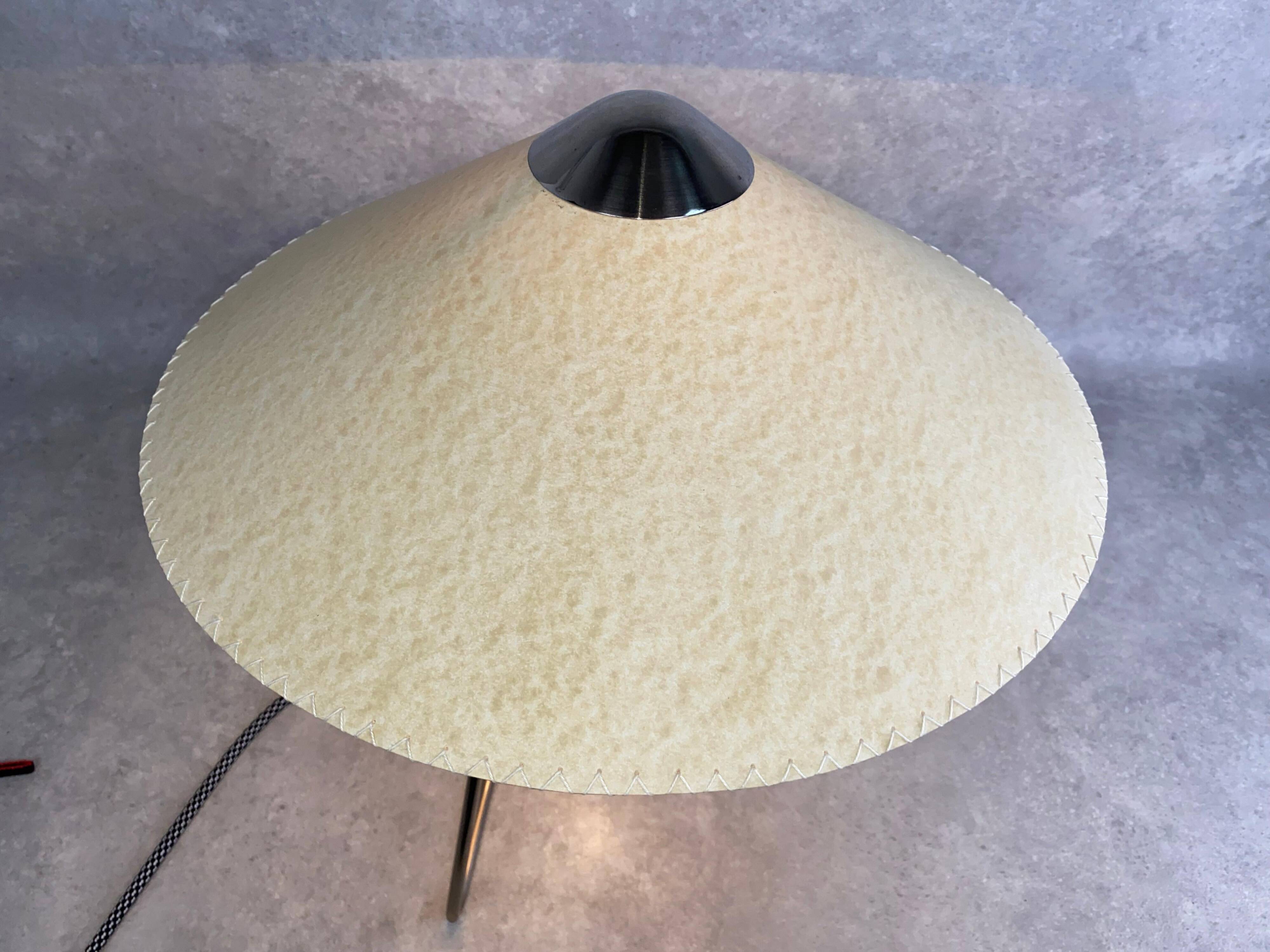 Chinese desk lamp by Helena Frantová