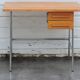 Bureau vintage en bois et tube chromé