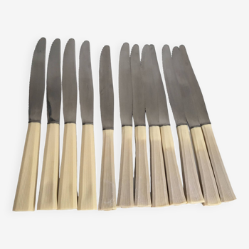 12 cheese knives