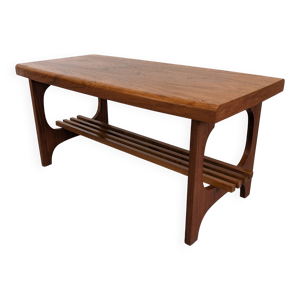 Table basse porte-revues