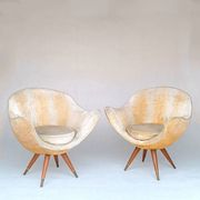 2 fauteuils œuf et canapé par Paged des années 50