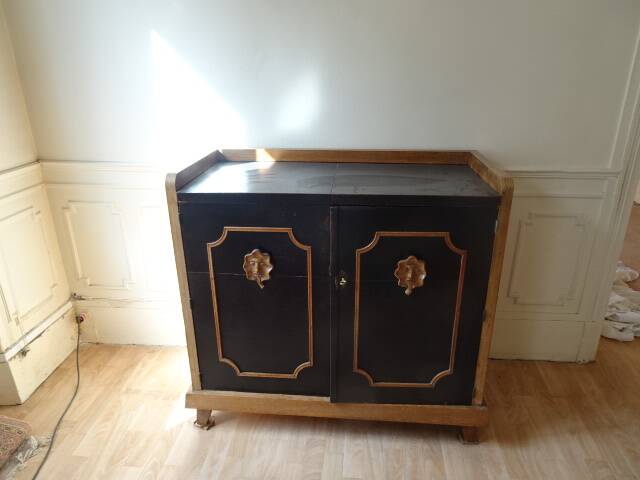 Bar in the old Louis XIV style