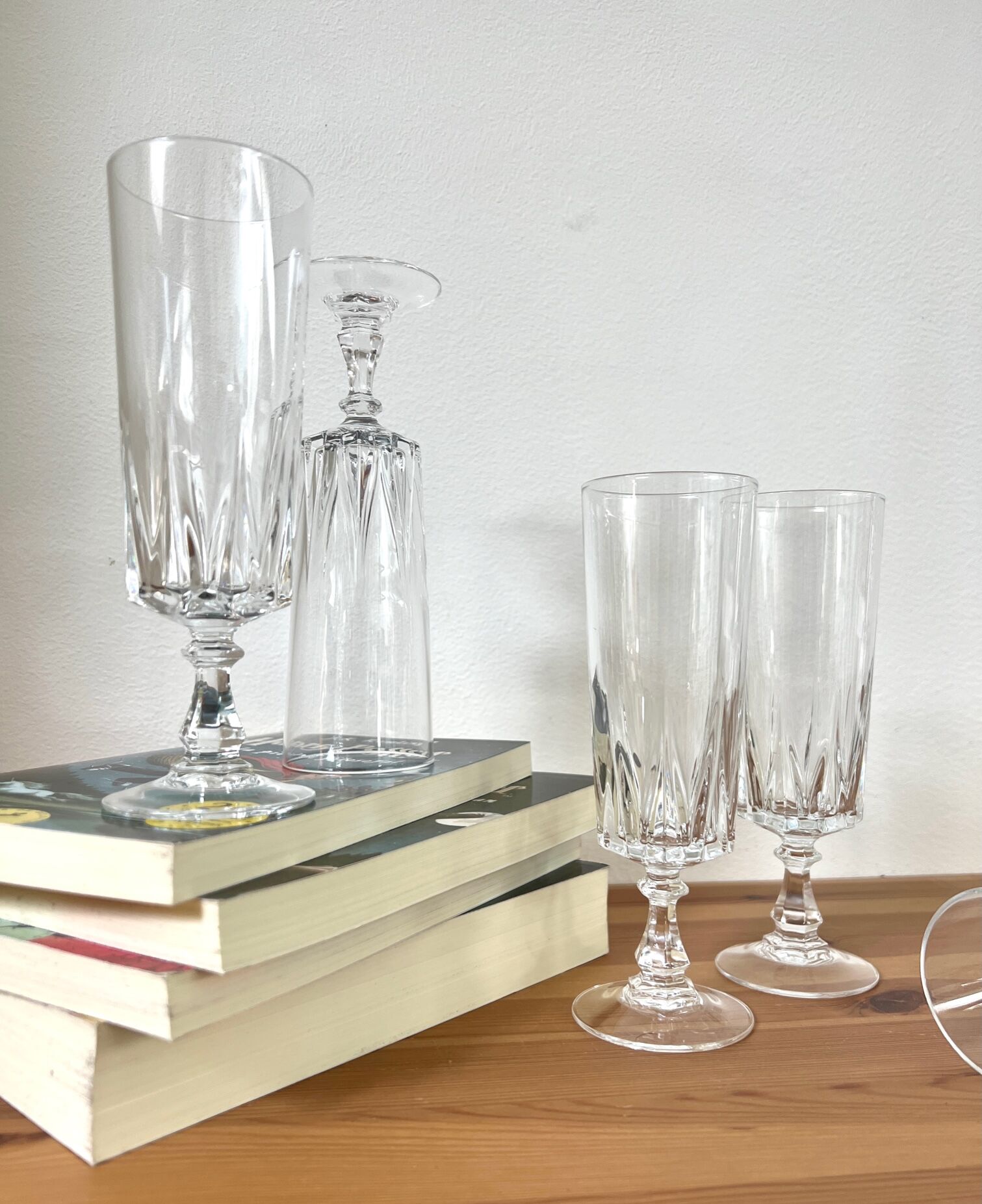 6 flutes - Cristal d'arques - glasses - Louvre model