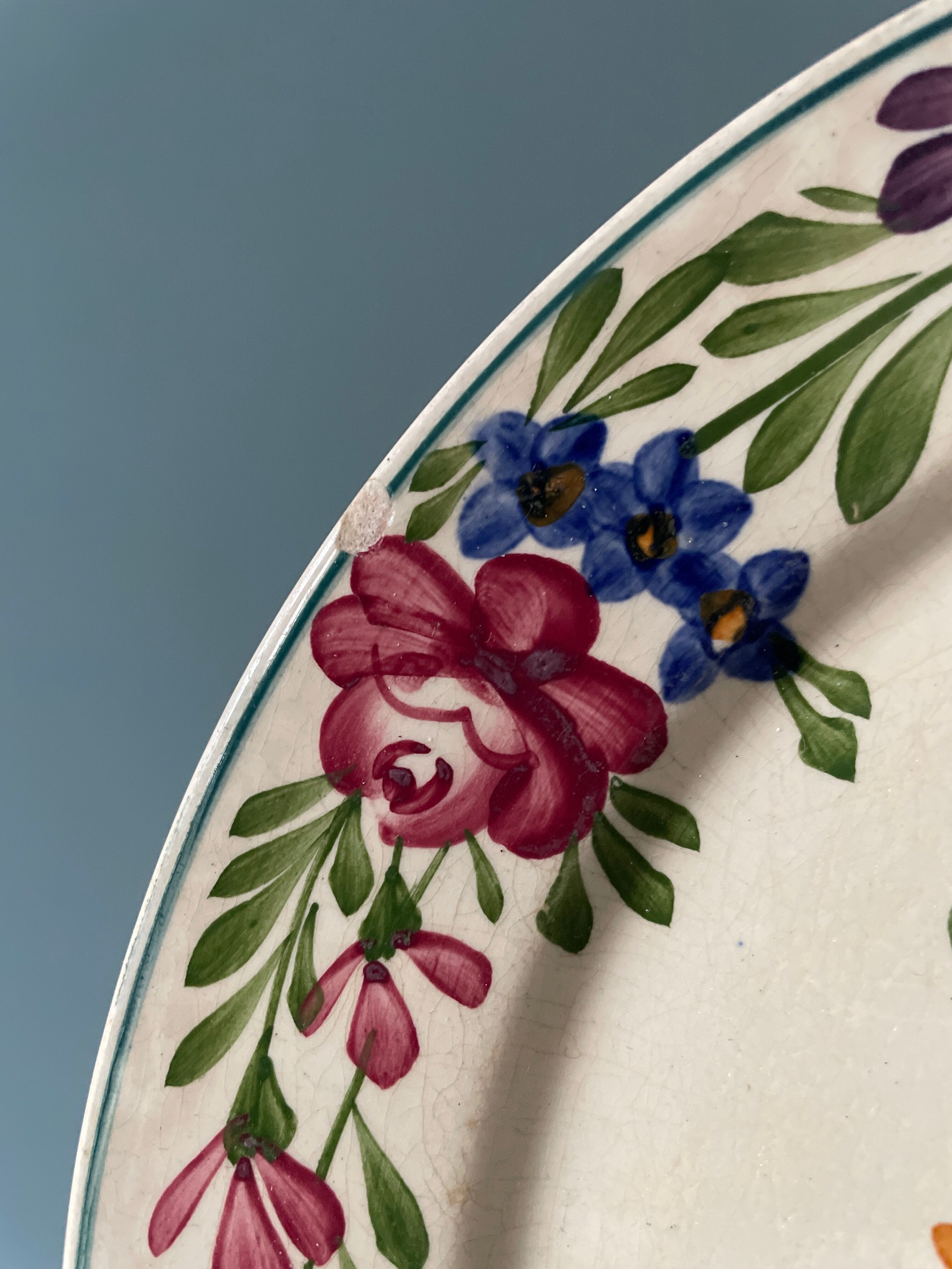 Set of 8 flat plates in Sarreguemines earthenware, model "Rusticana"