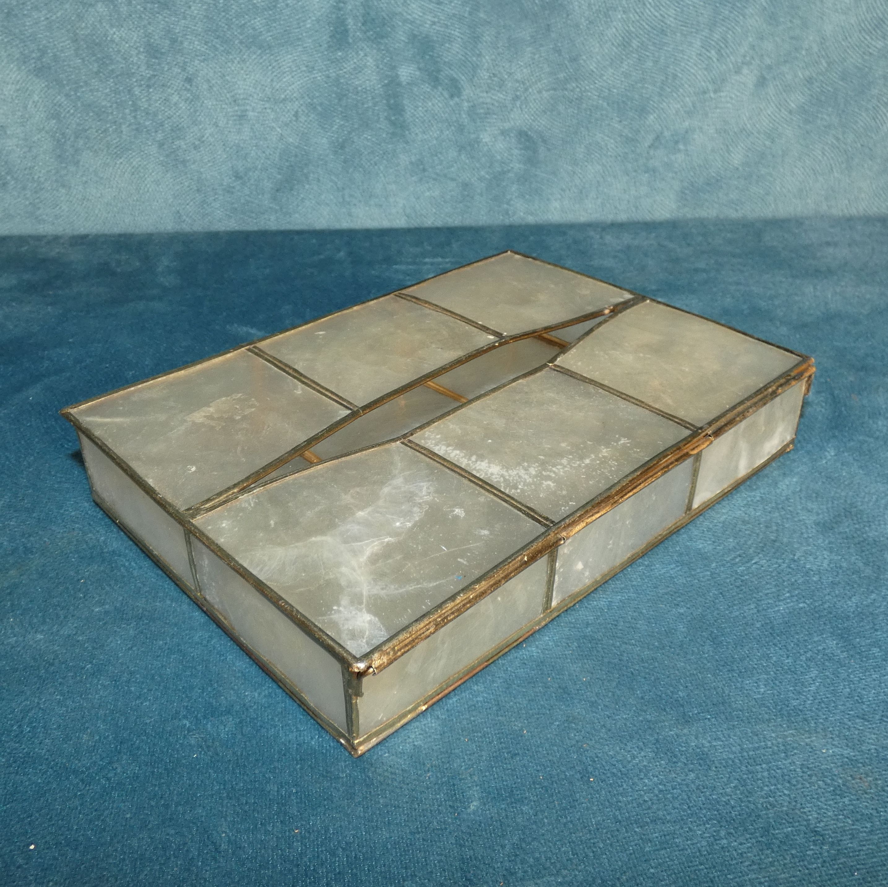 Vintage handkerchief box in philippine mother-of-pearl and circa brass 1970