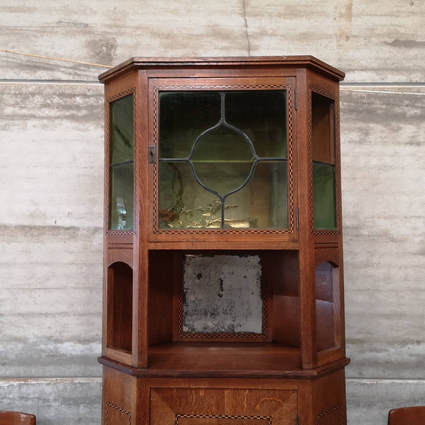 Corner cabinet oak art craft art nouveau 1920
