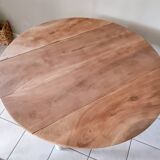 Louis Philippe round table