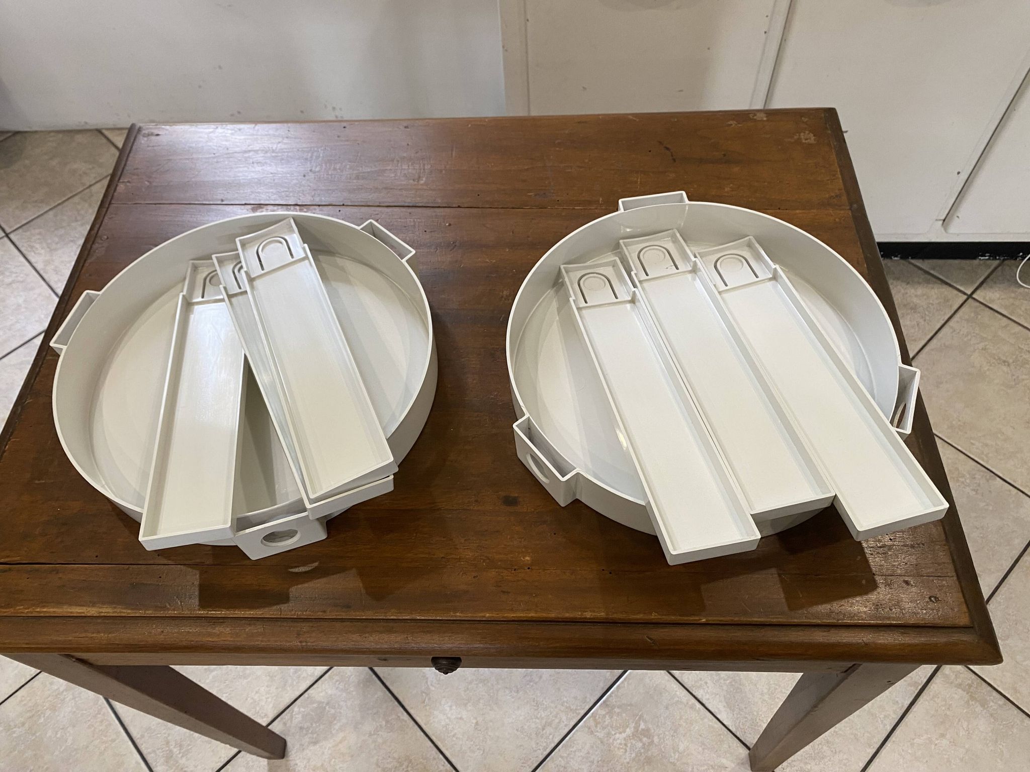 Paire de tables basse appoint chevet gigogne ronde Marc Held pour Prisunic