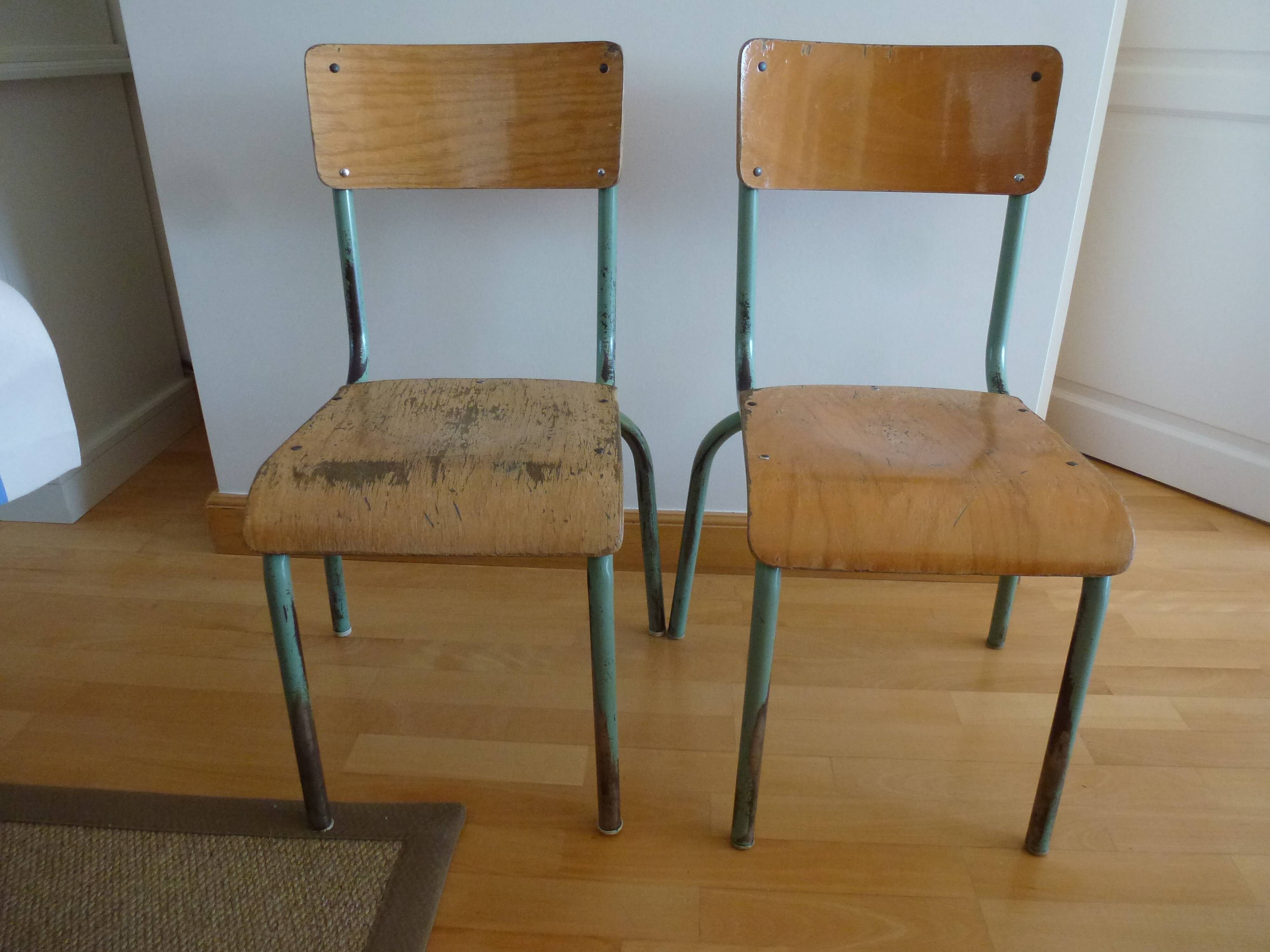 School chairs