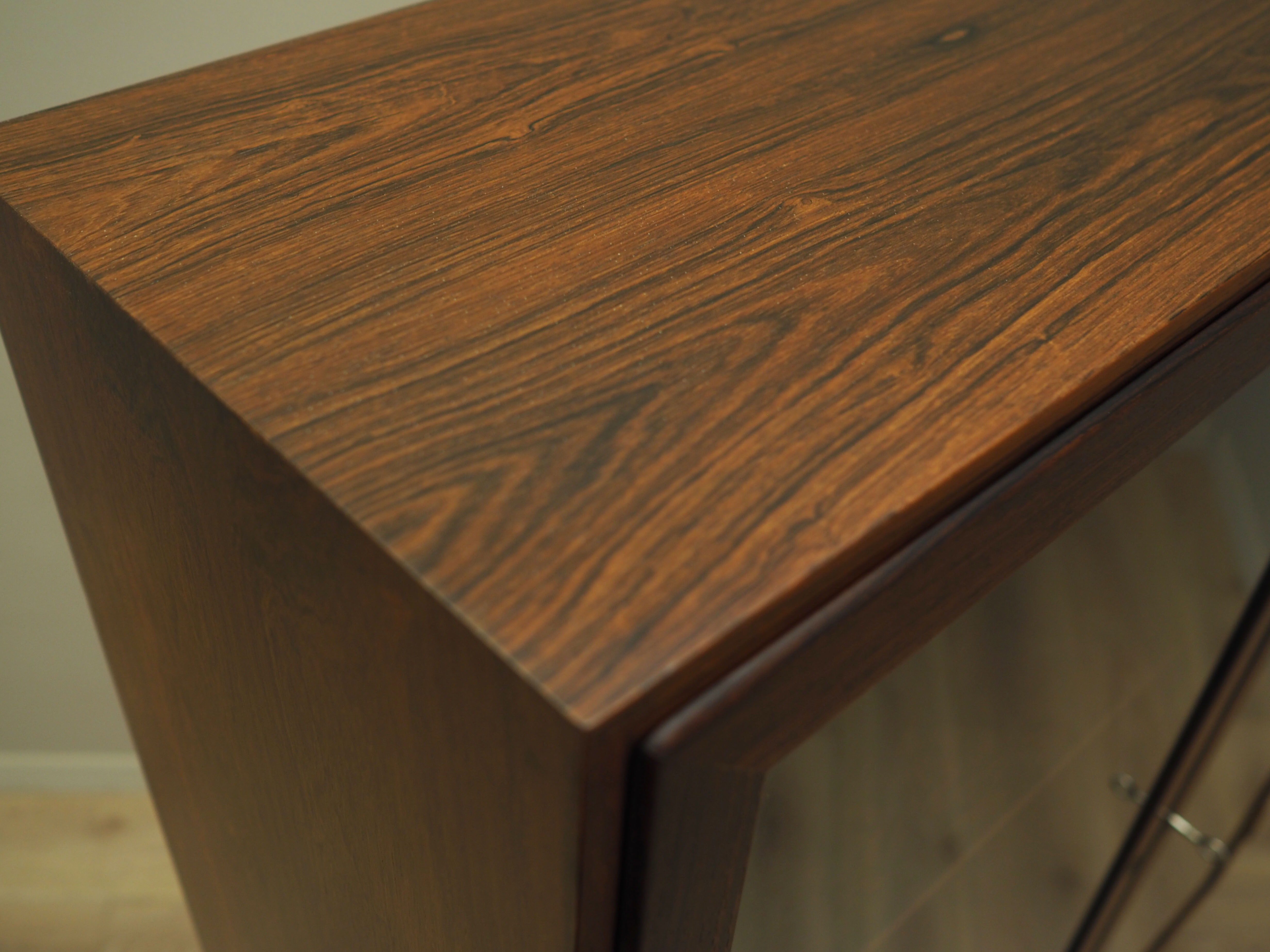 Rosewood showcase, Danish design, 1970s, designer: Carlo Jensen, production: Hundevad