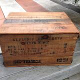Old wooden crate explosive industrial style 50