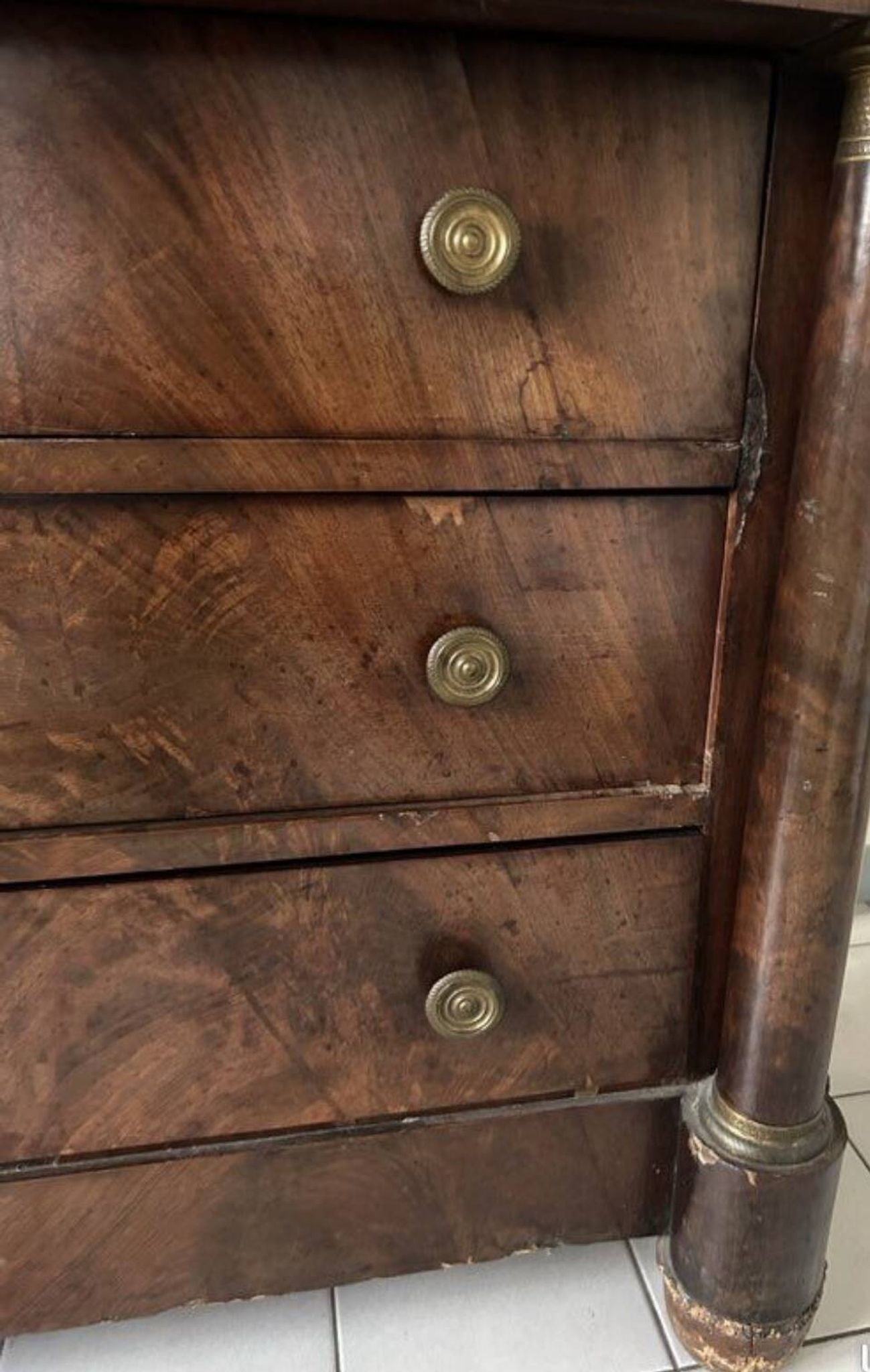 Commode Empire plateau en acajou et marbre