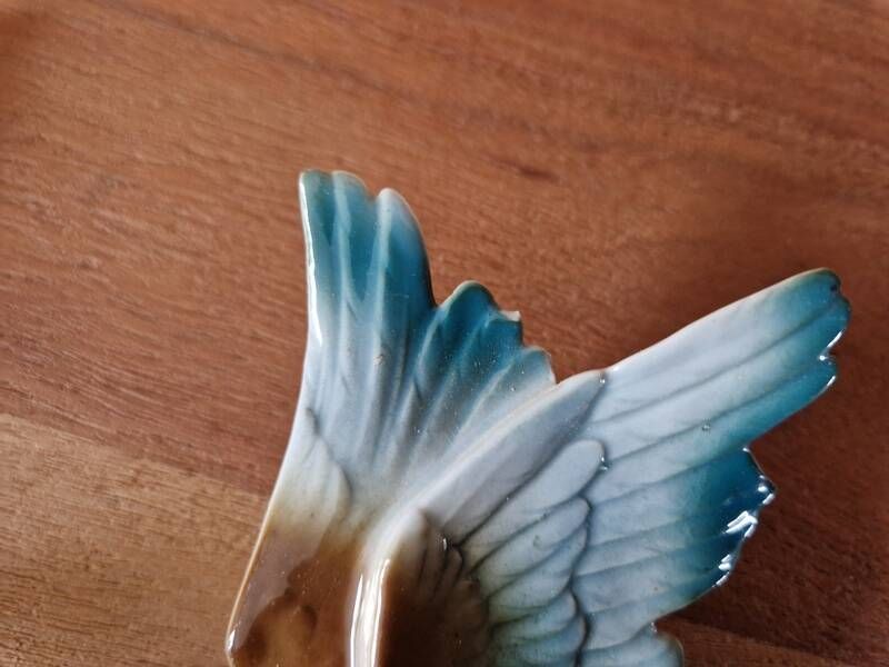 Série de 3 canards en vol en faience allemande - marque au dos