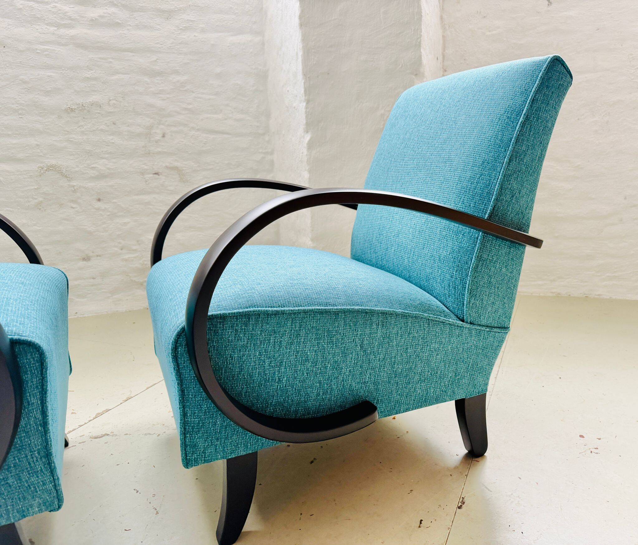 2x Fauteuils Jindrich Halabala originaux 1940
