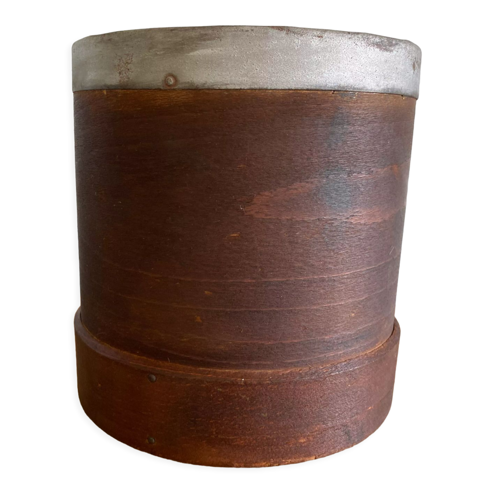 Poplar wood pot, circa 1900