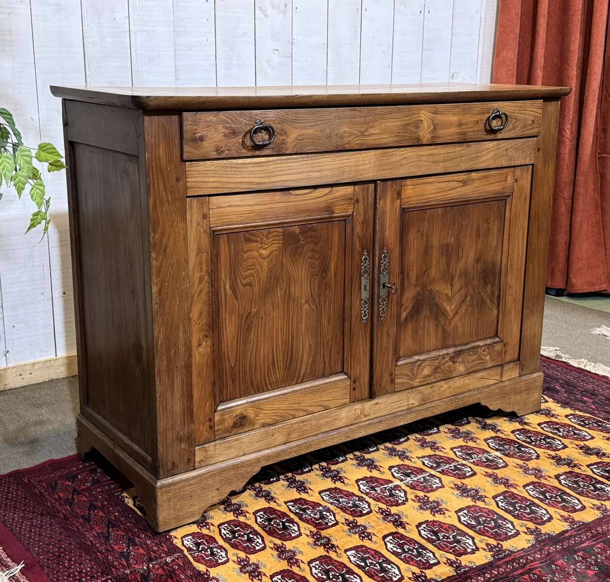 Buffet early 20th century in chestnut wood