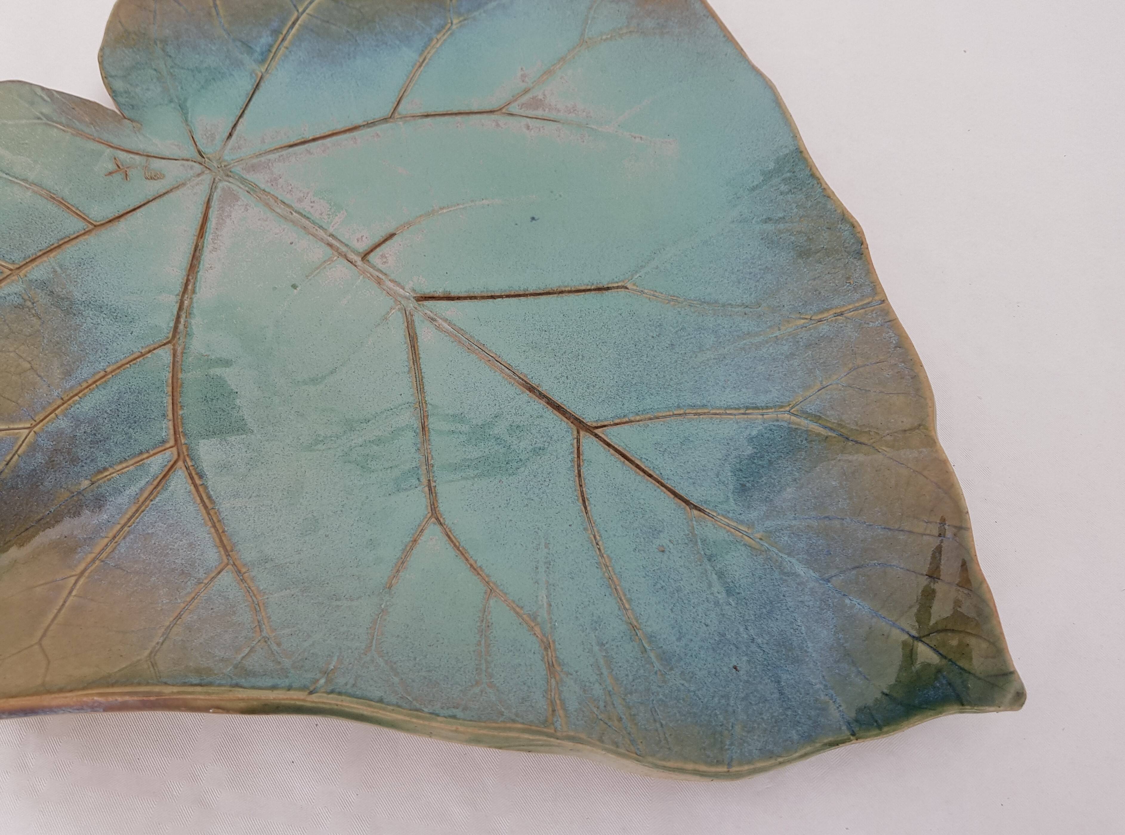 Ceramic Dish Vine Leaf Signature to identify X Luc (40cm)