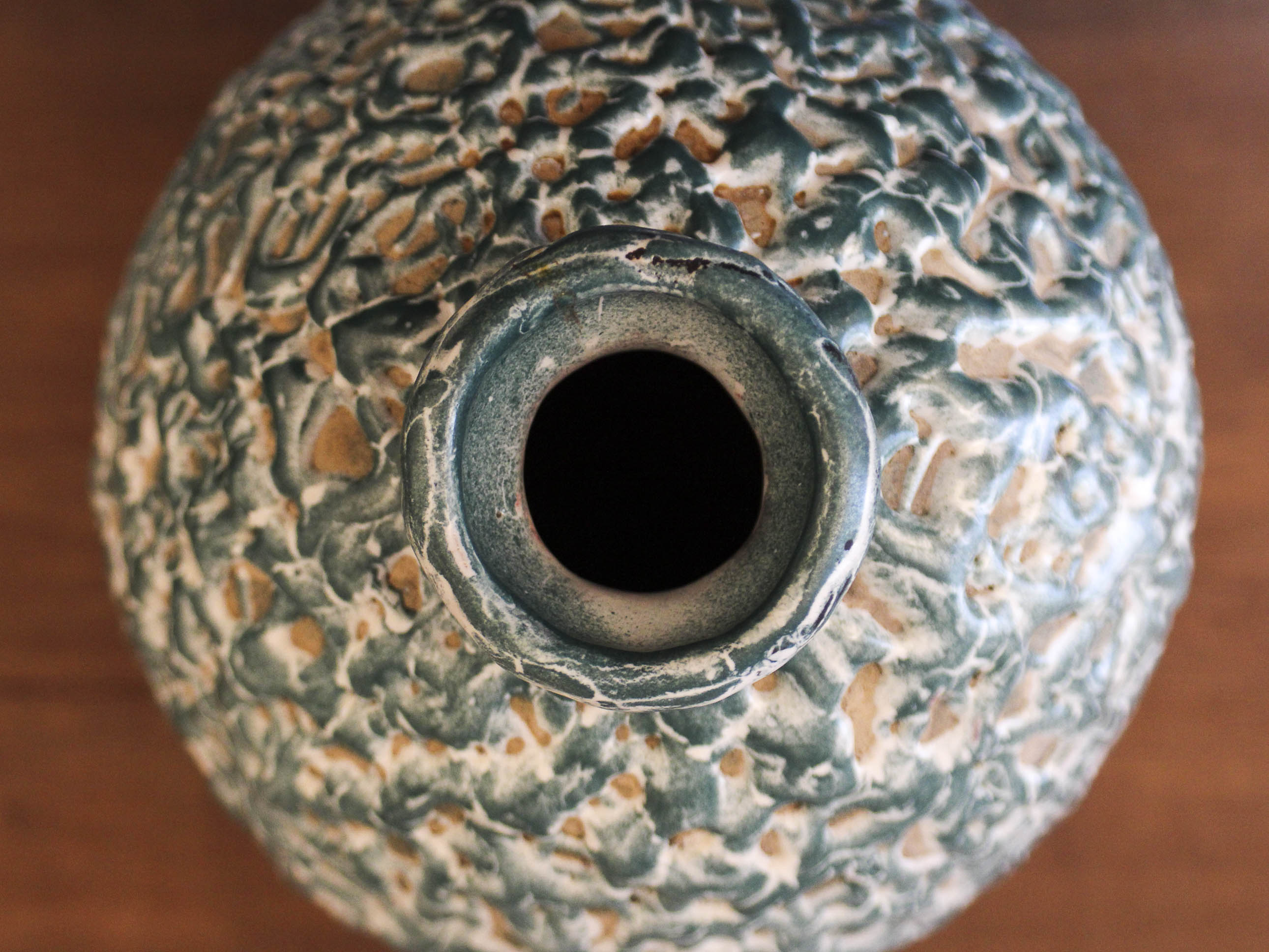 Ball vase in glazed stoneware La Charentaise