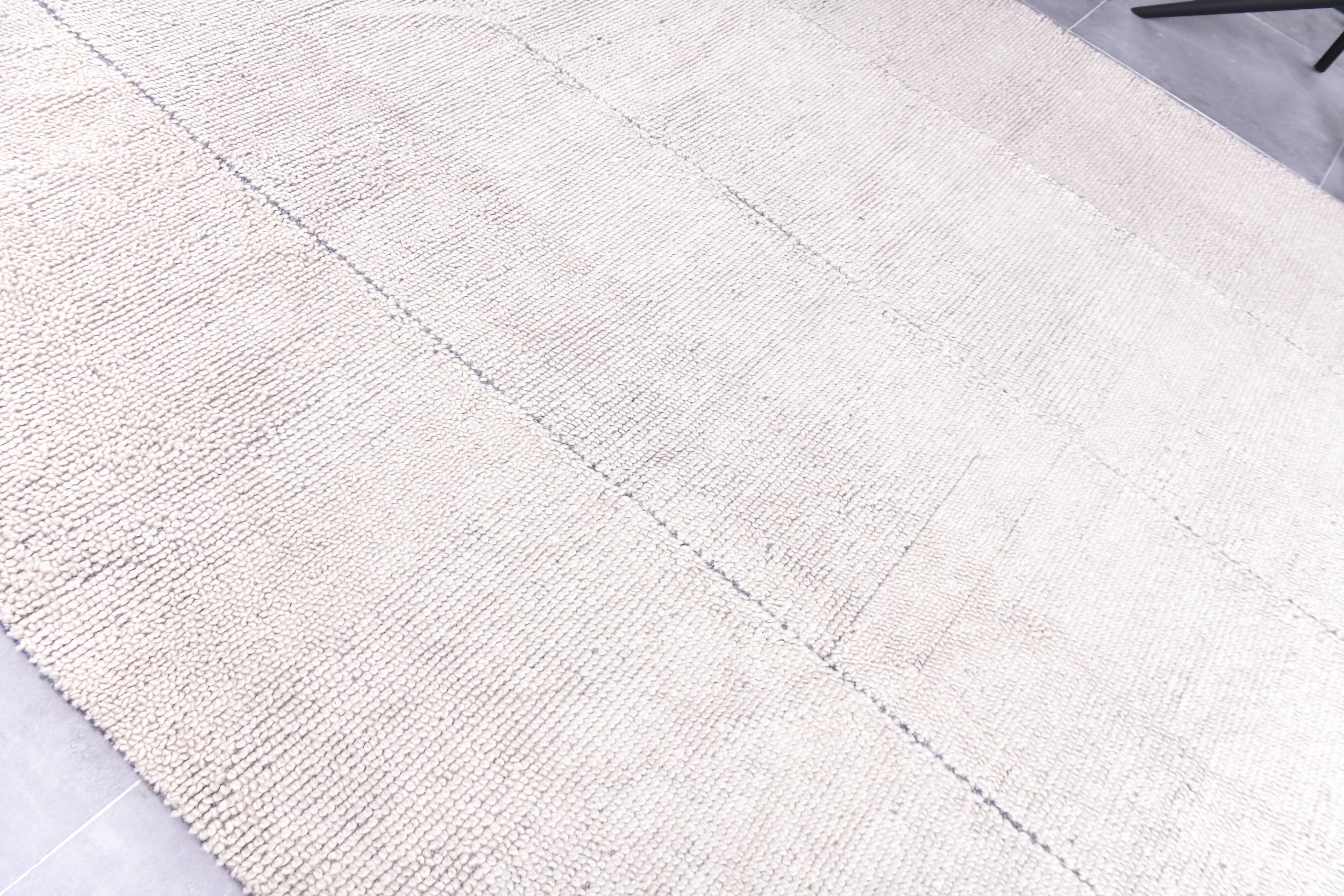 9x12 Soft Pastel White & Blue Vintage Rug, 273x357Cm