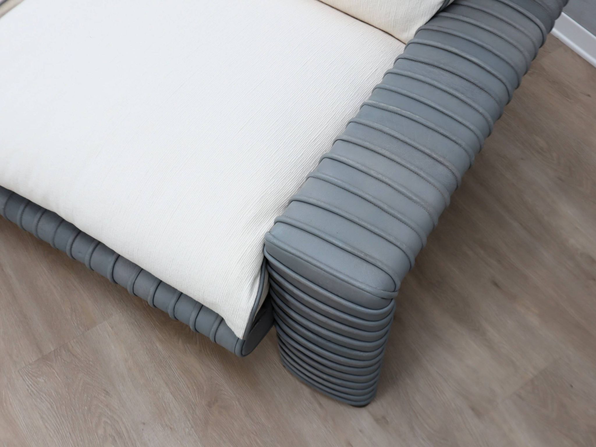 Vintage 3-seater sofa by Marzio Cecchi in ribbed leather 1970s
