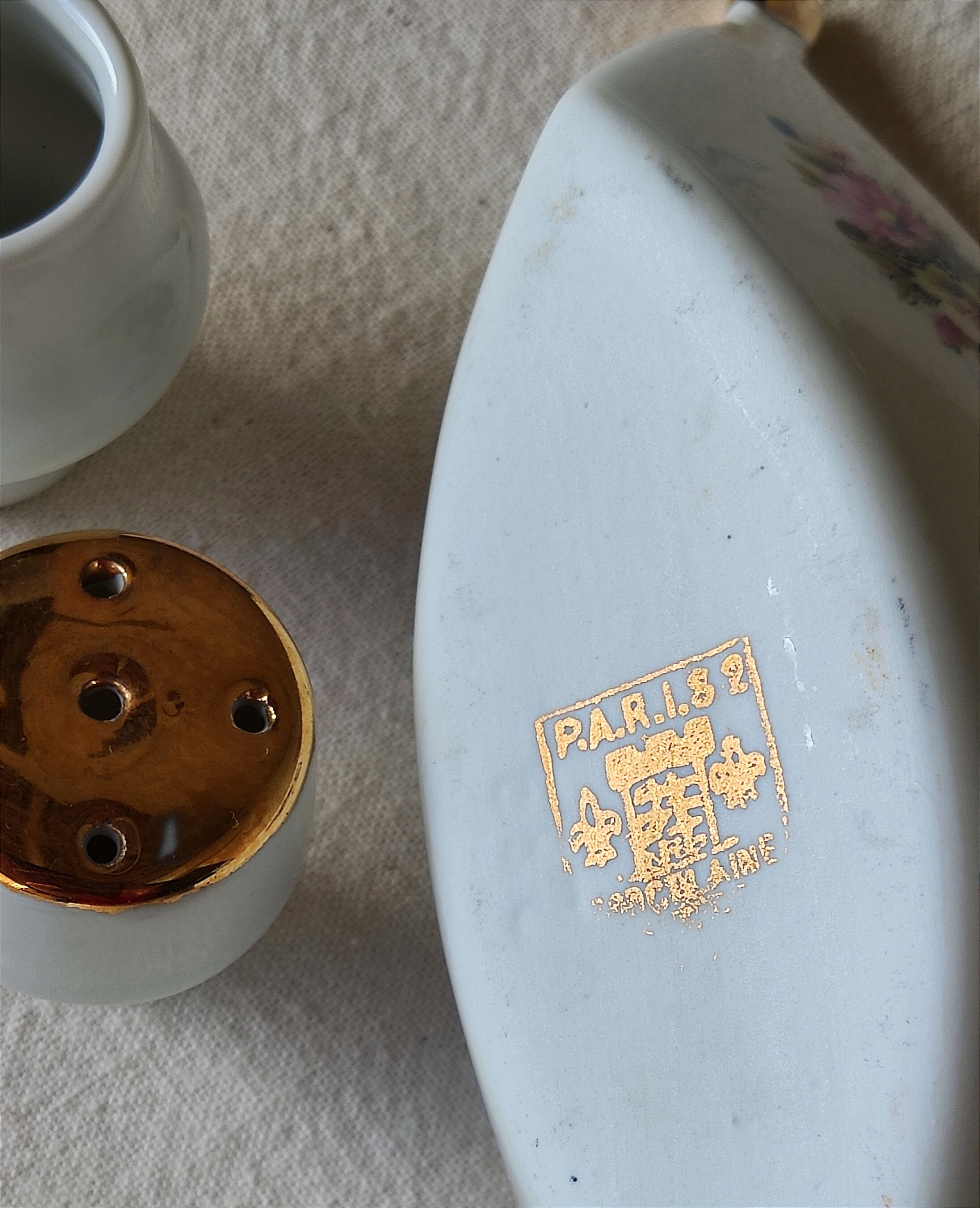 Condiment service - saleron- in Paris porcelain