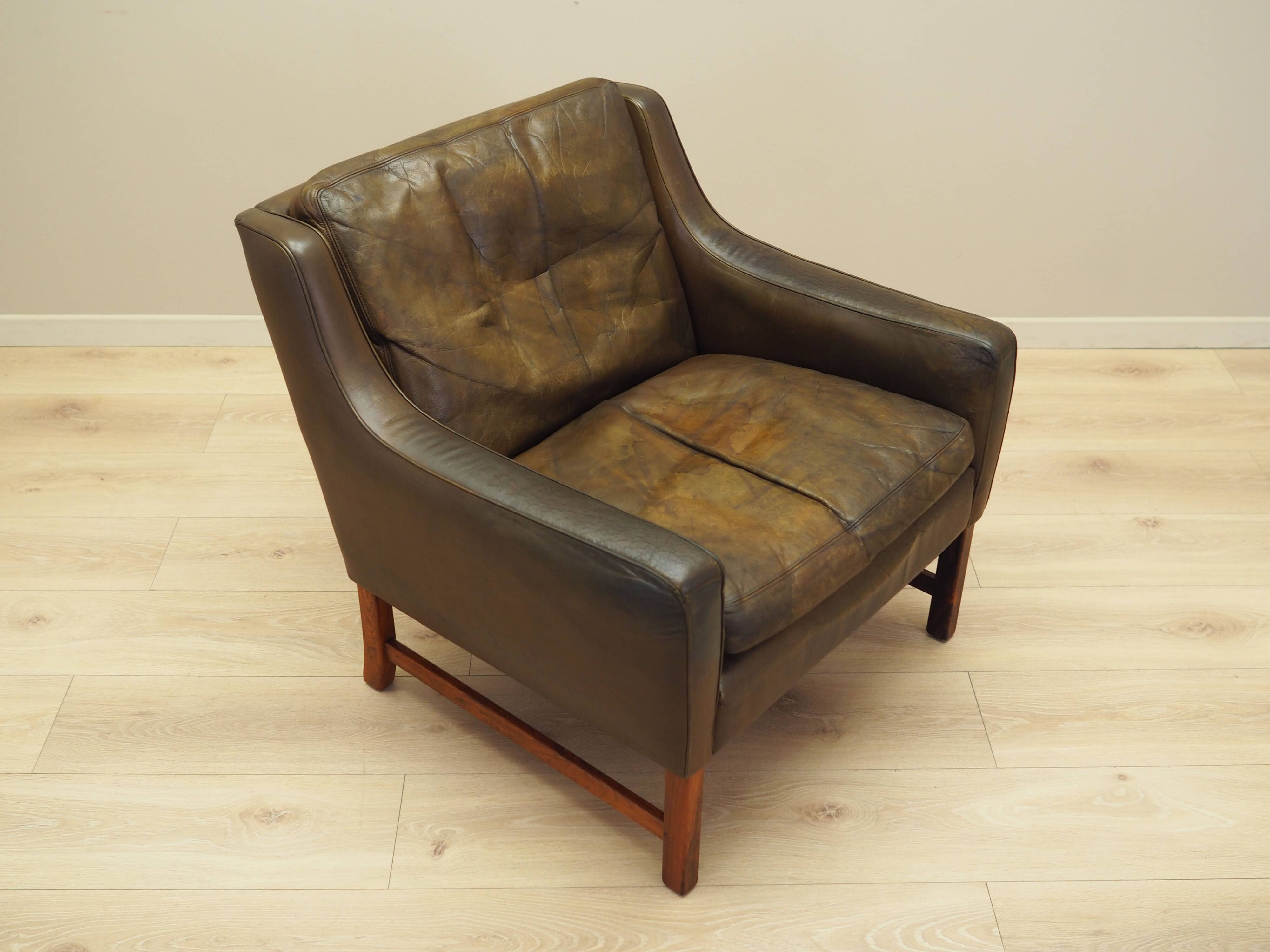 Rosewood armchair, Scandinavian design, 1960s, designer: Fredrik Kayser, pr