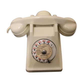 Ericsson U43 phone in bakelite ivory 60's