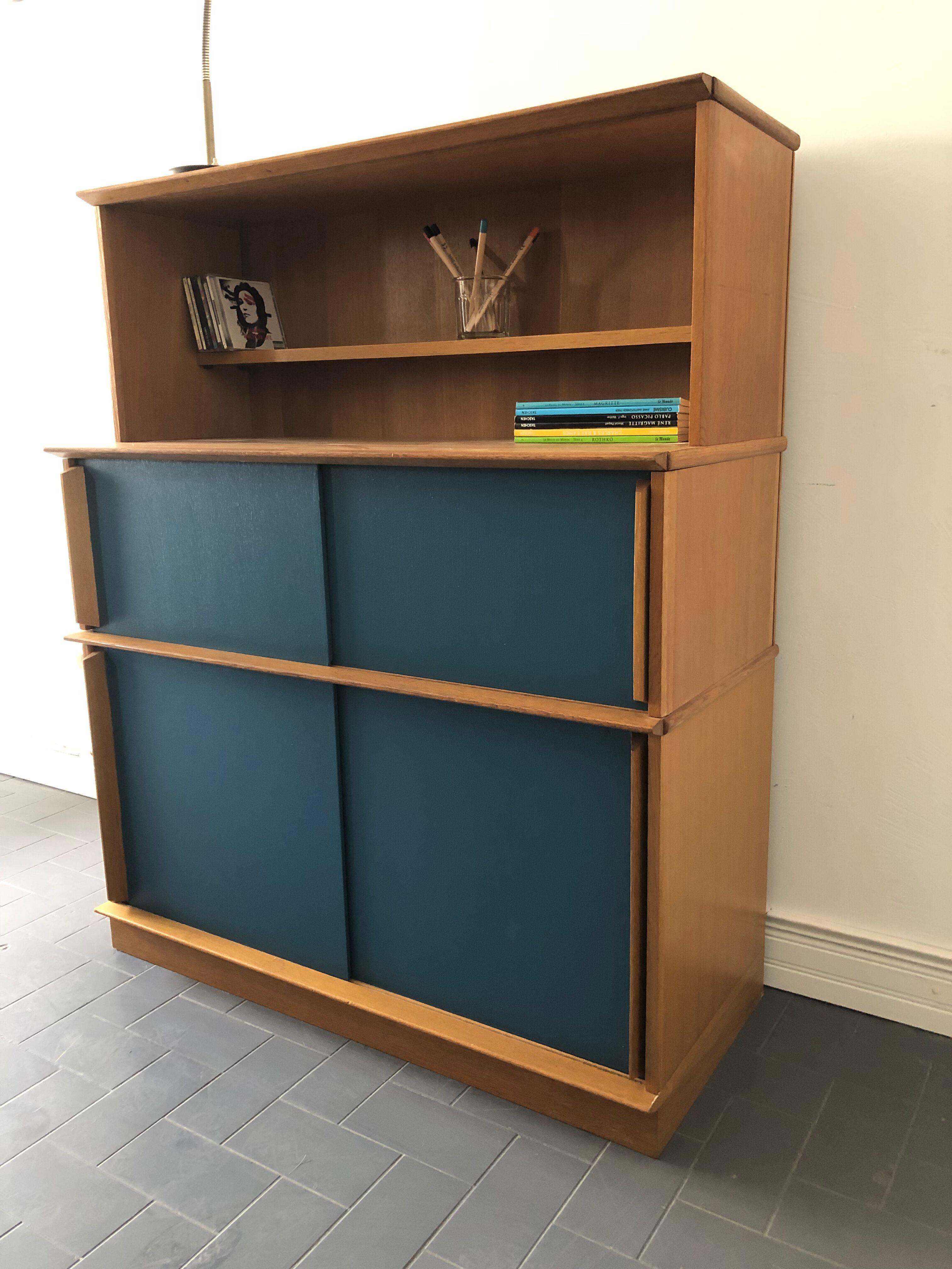 Oscar furniture, vintage bookcase