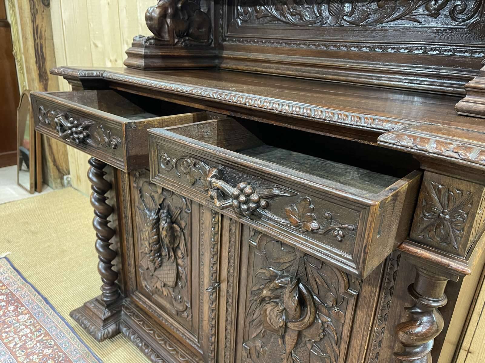 Two-part Renaissance oak buffet, 19th century