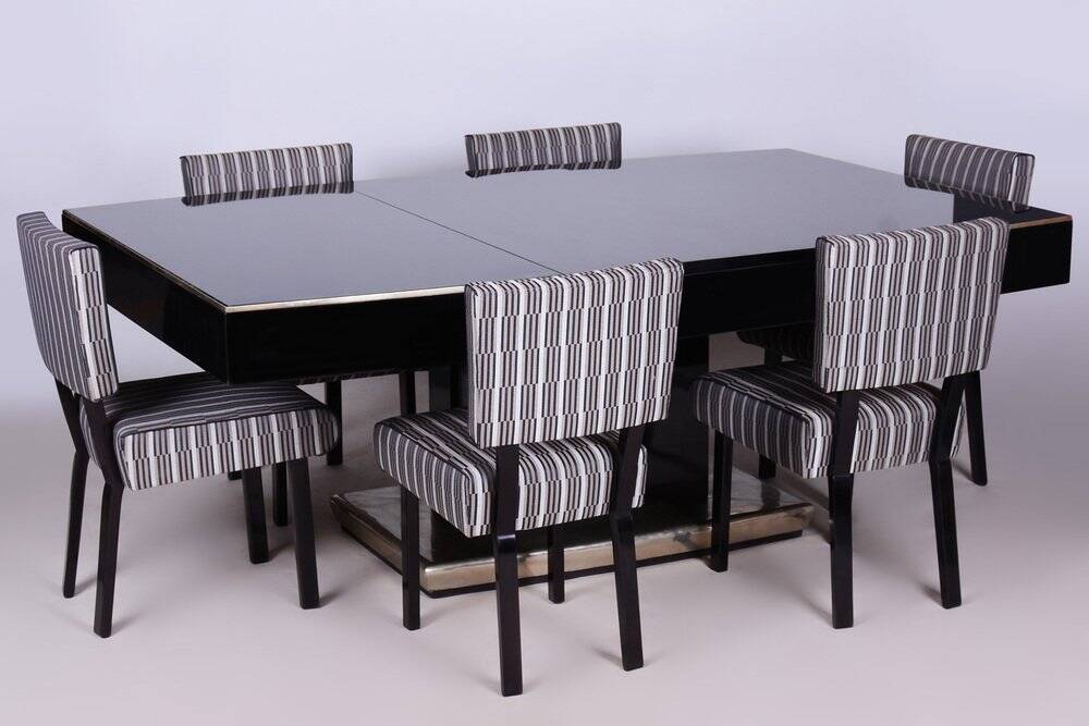Large Art Deco Chrome and Black Glass Extendable Dining Table, 1930s