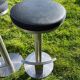 Tabourets de bar en inox et cuir noir