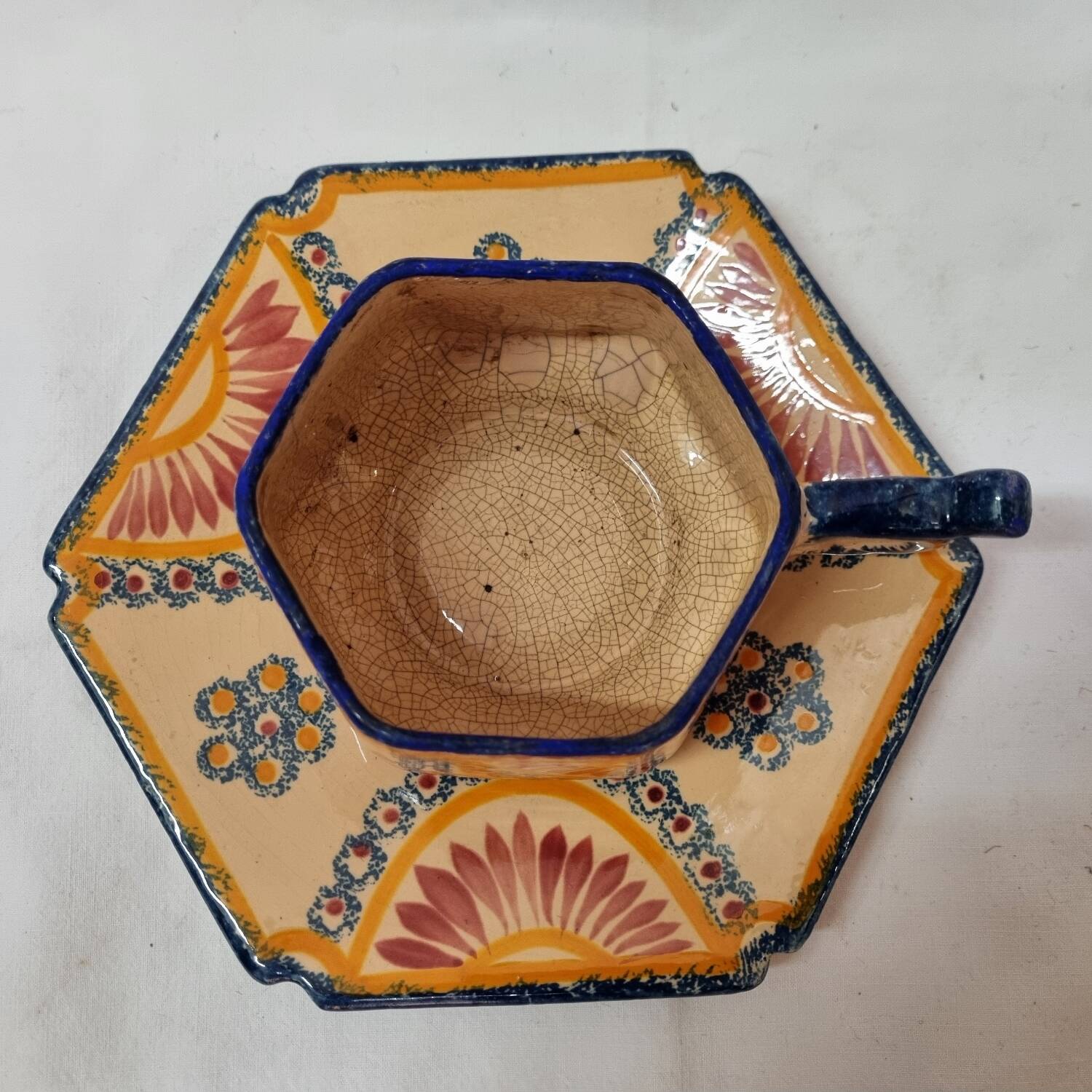 Henriot Quimper breakfast cup, 1920/30