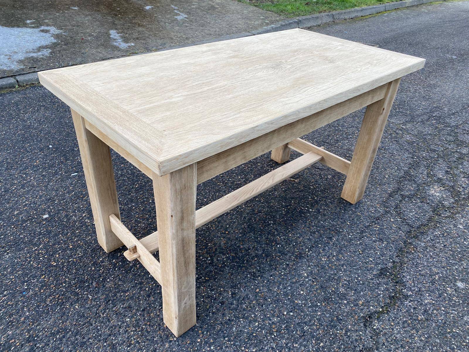 Renovated farmhouse table in solid oak wood and veneer, 135cm.