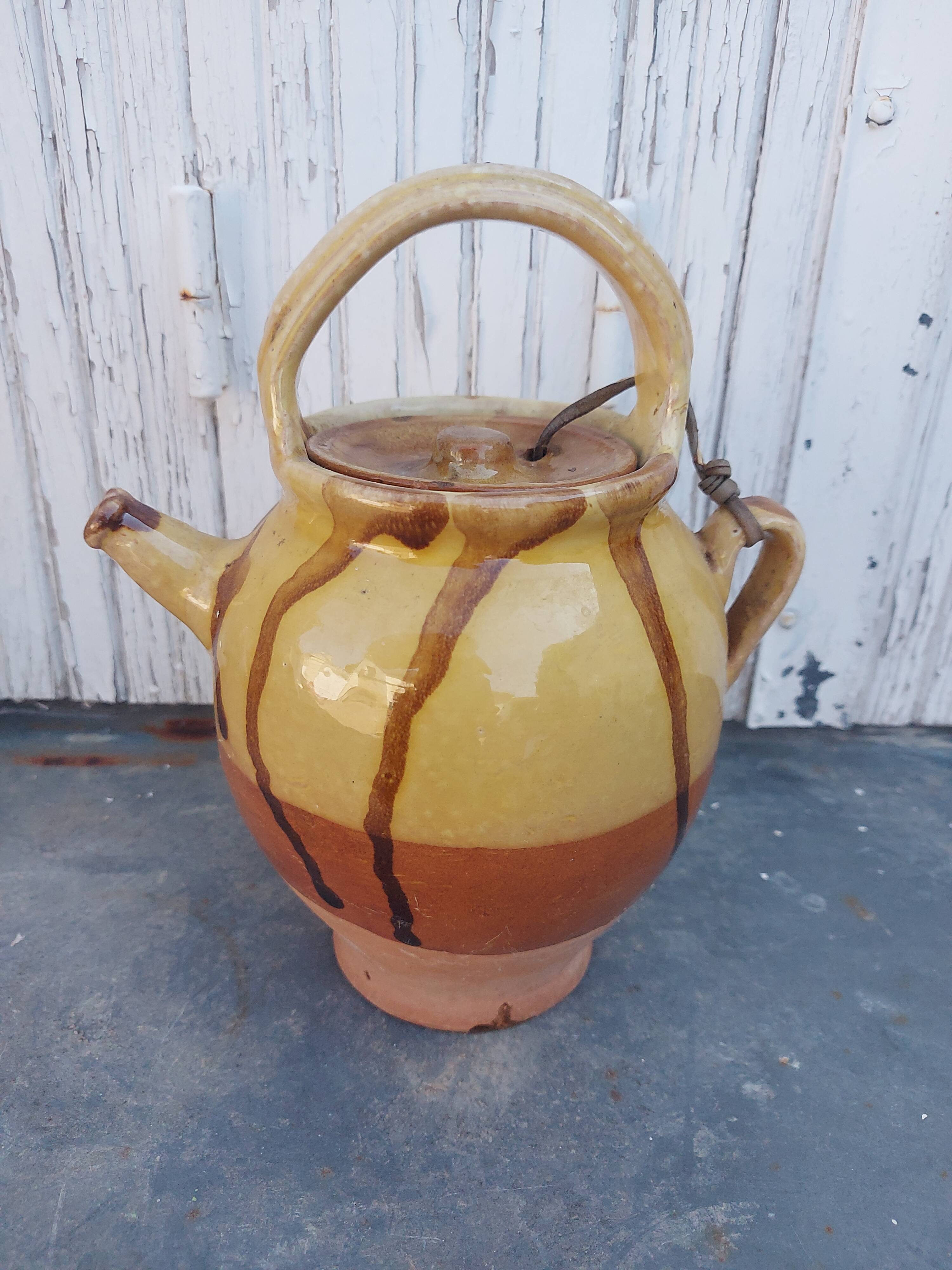 Ceramic jug, gargoulette, provence