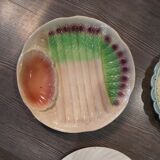 Set of 9 dishes and majolica asparagus plates from different manufactures