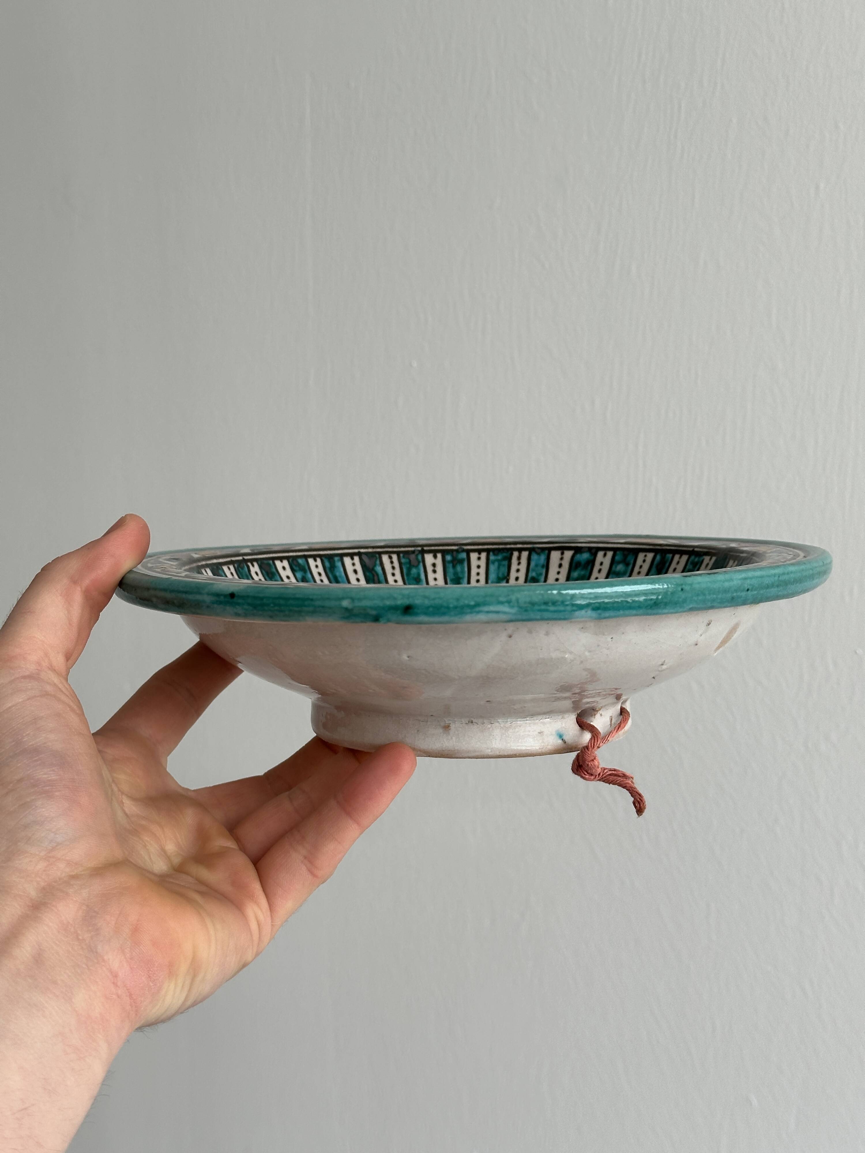 2 plats anciens artisanaux en céramique