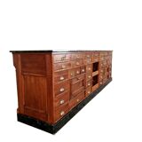 Grand comptoir d’apothicaire Art déco antique en acajou et comptoir de pharmacie en marbre noir, 1909