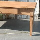 Solid wood coffee table with drawer and original key.