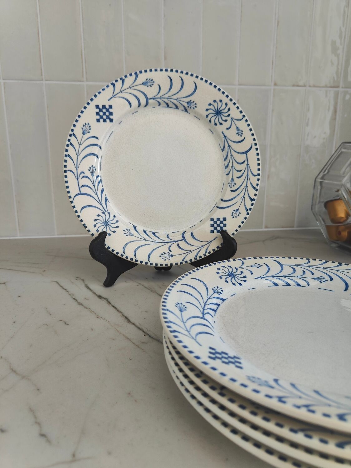 5 plates