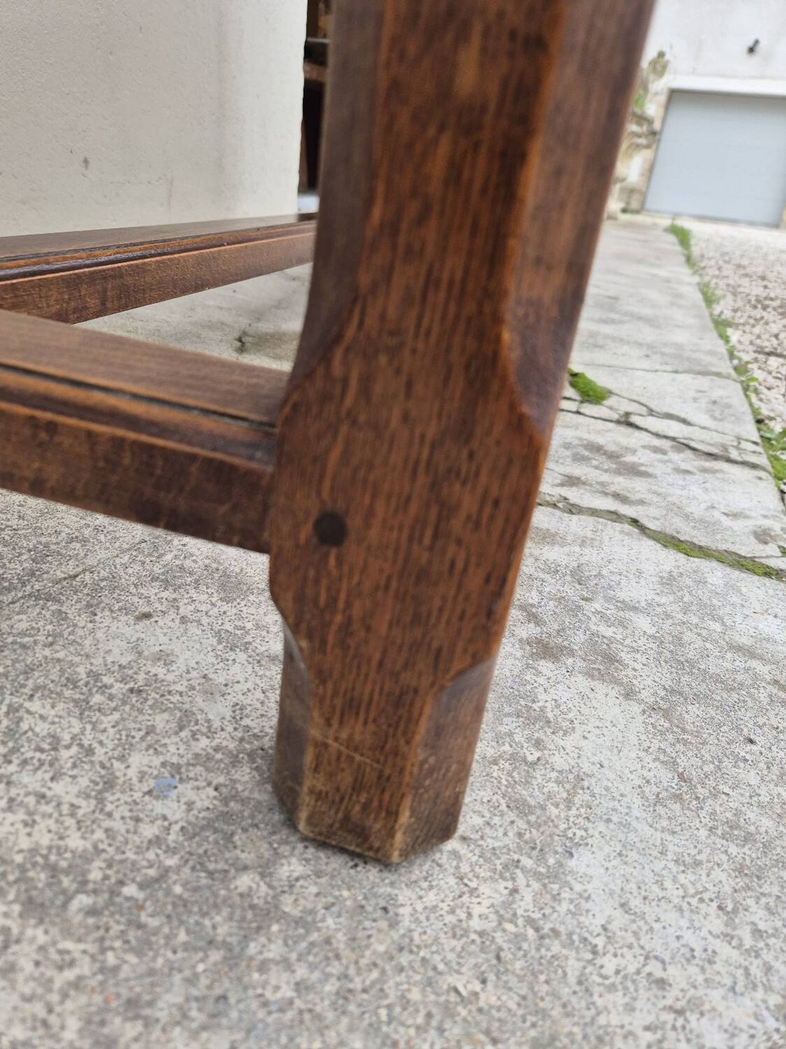 Table de Ferme bourguignonne à entretoise en noyer massif 19éme deux tiroirs-1m82