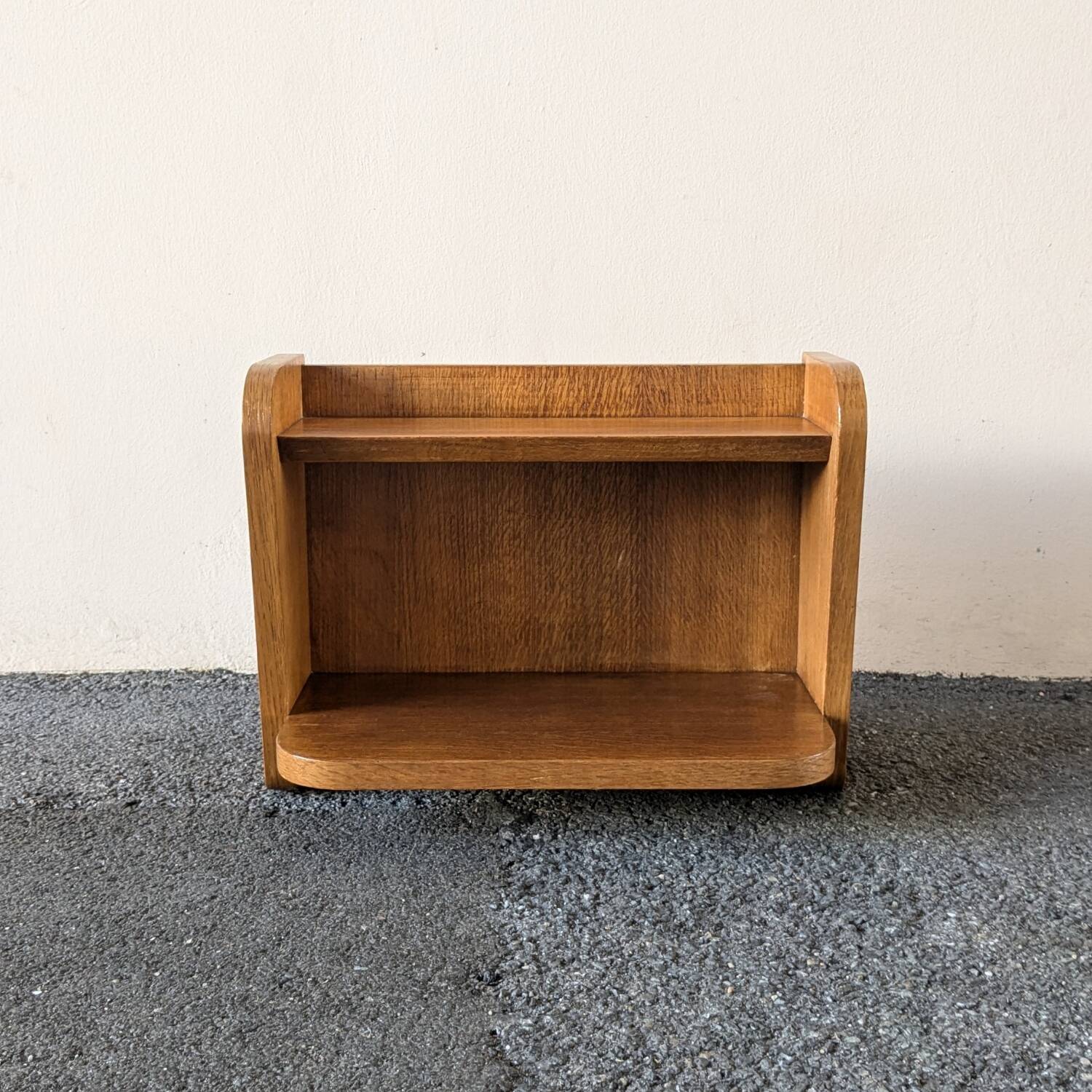 SAM wall shelf