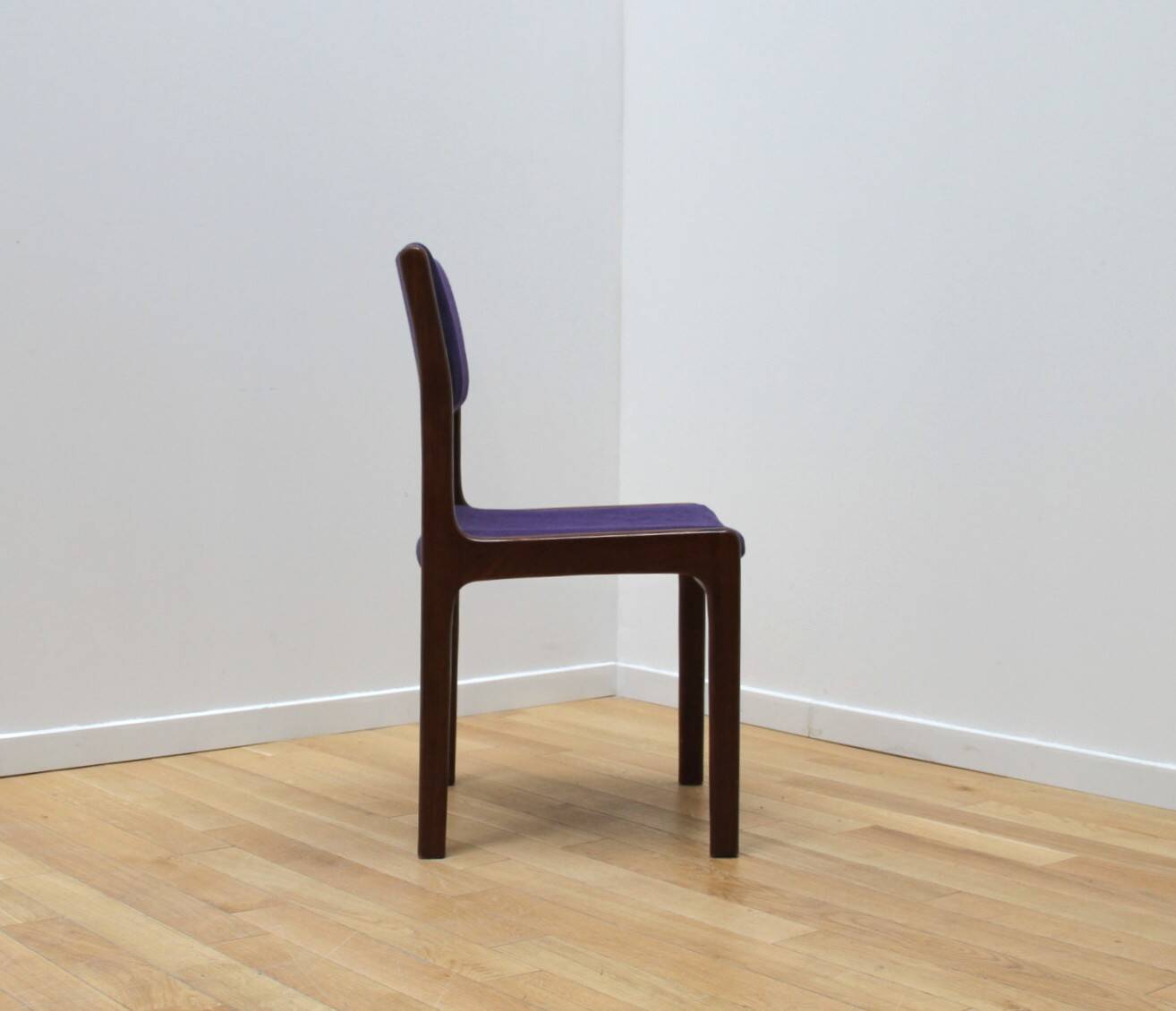 Vintage dining chair