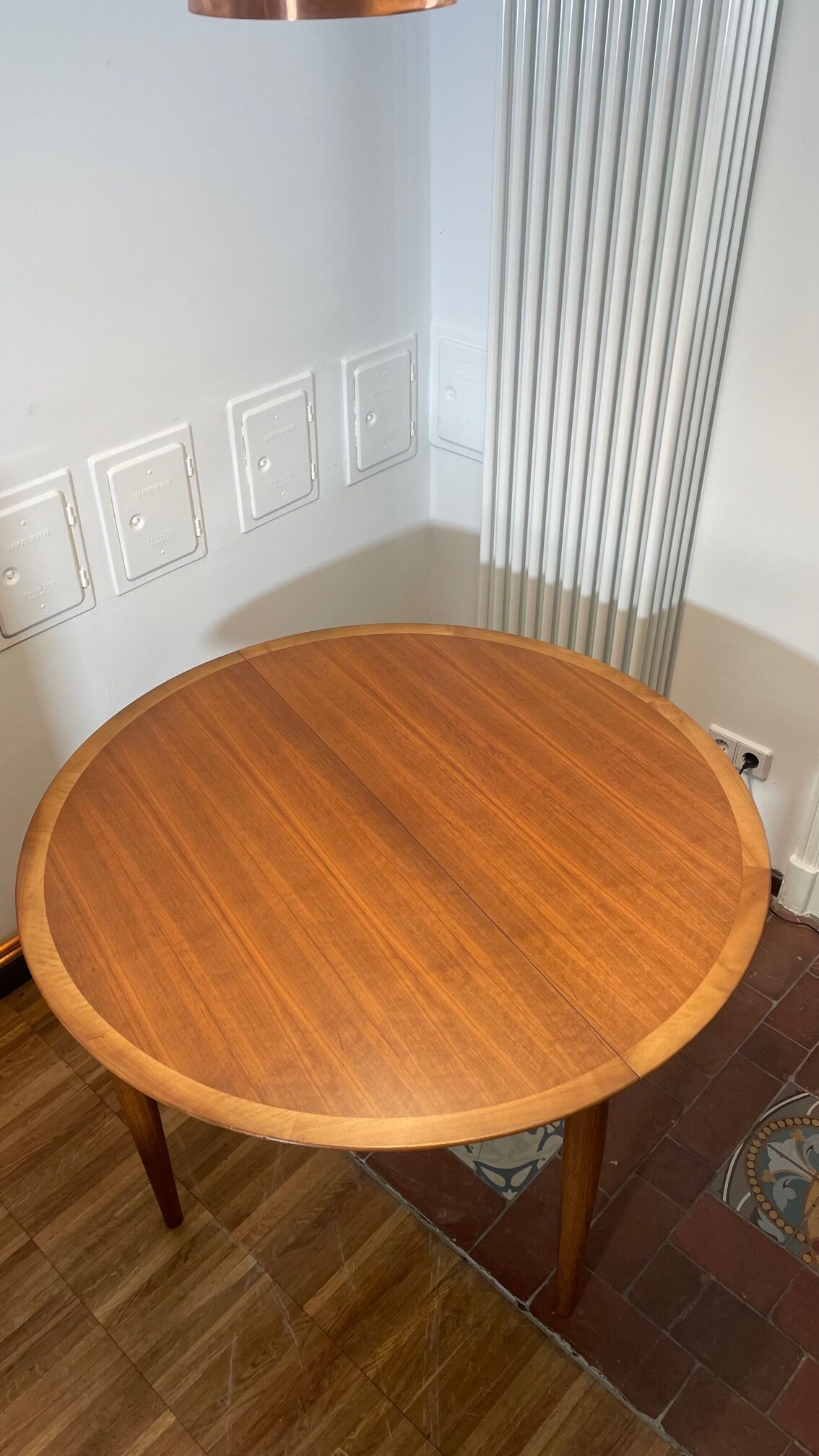 Scandinavian teak table with butterfly extension 60s