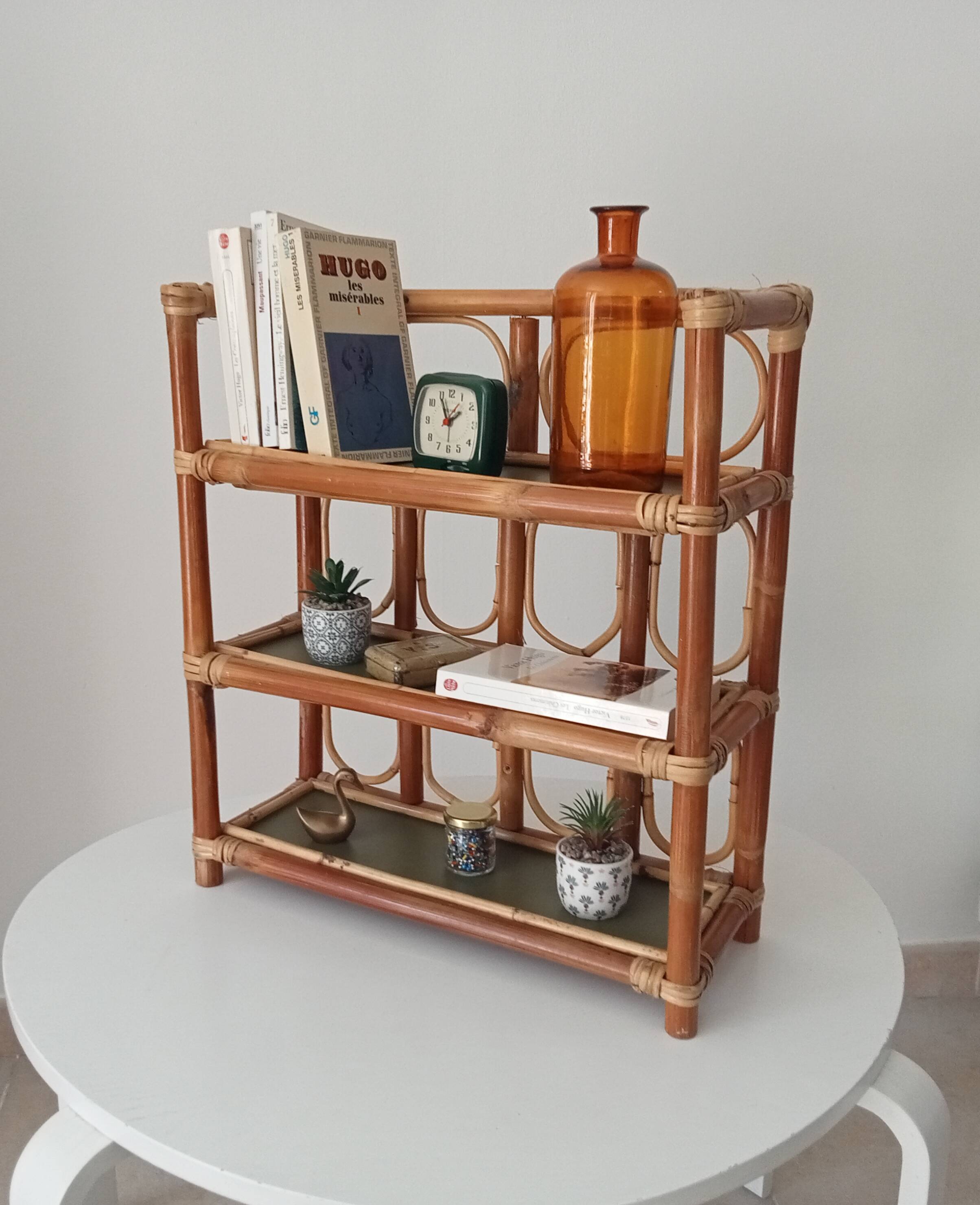 Vintage wall shelf in bamboo and rattan 70s/80s