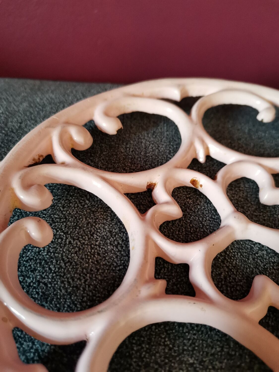 Cast iron pink underplate
