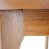 Table basse en teck par Henning Kjærnulf pour Vejle Mobelfabrik Danemark années 1960