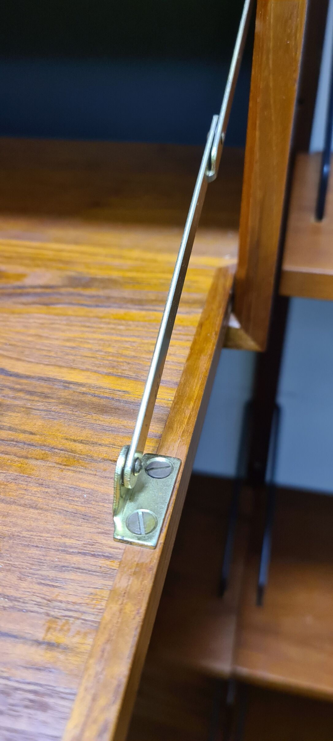 Bibliothèque murale en teck vintage