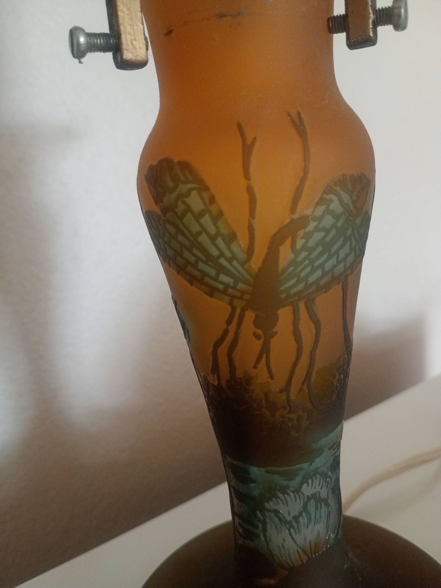 Homelamp "champignon" Polychrome glass, lake-themed decoration, dragonfly