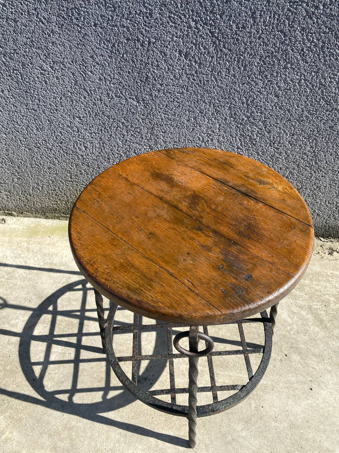 Brutalist Spanish Saddle